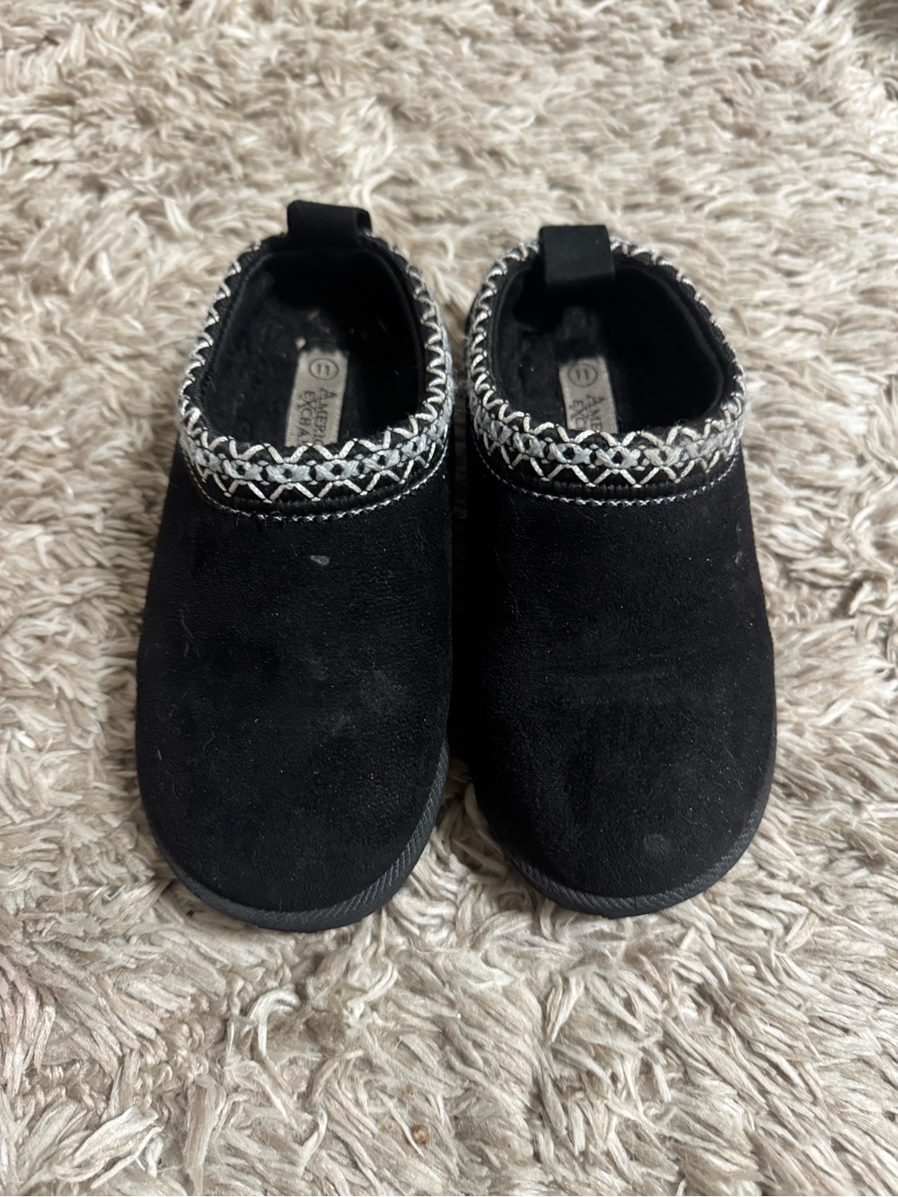 Black Kids faux fur Slip-On boots size 11c